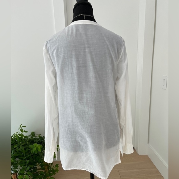 BCBGMAXAZRIA Semra Sheer Button Front Blouse V Neck Twist Detail Feminine Chic - Picture 8 of 16